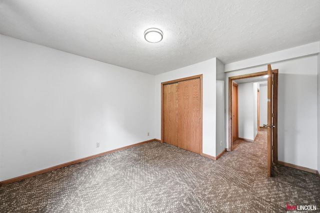 135 Anthony Lane, Lincoln, NE 68520