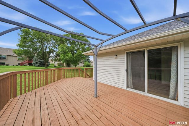 135 Anthony Lane, Lincoln, NE 68520