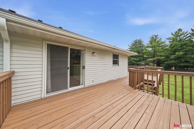 135 Anthony Lane, Lincoln, NE 68520