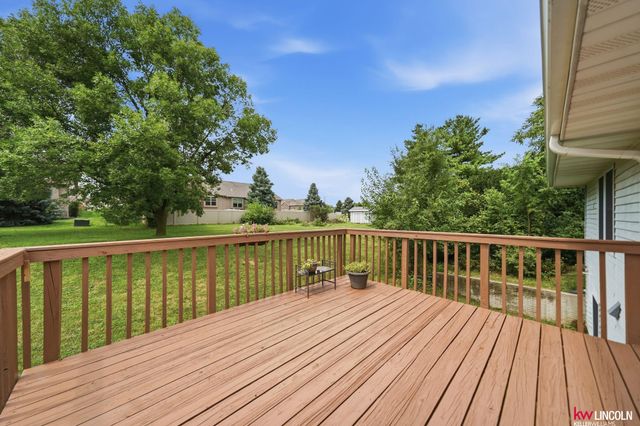 135 Anthony Lane, Lincoln, NE 68520