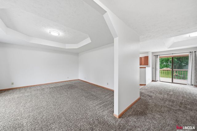 135 Anthony Lane, Lincoln, NE 68520