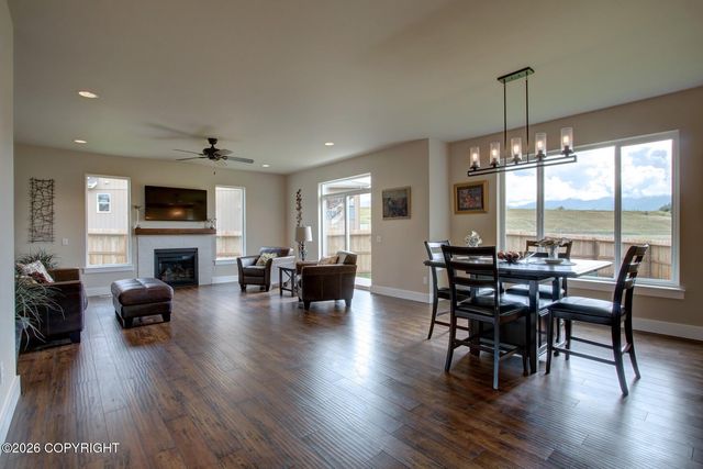 7140 Moraine Circle, Anchorage, AK 99507