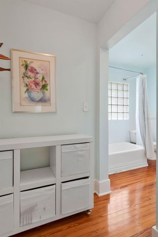 126 8TH AVENUE NE, St Petersburg, FL 33701