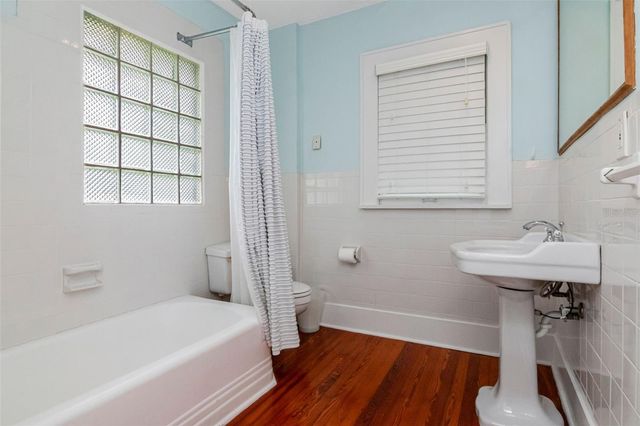 126 8TH AVENUE NE, St Petersburg, FL 33701
