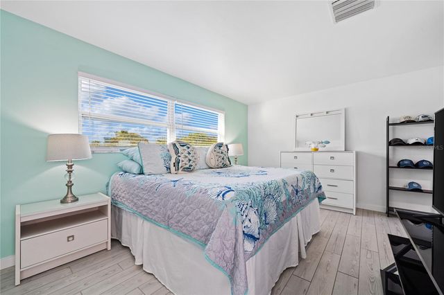 632 SHORE DRIVE, Largo, FL 33771