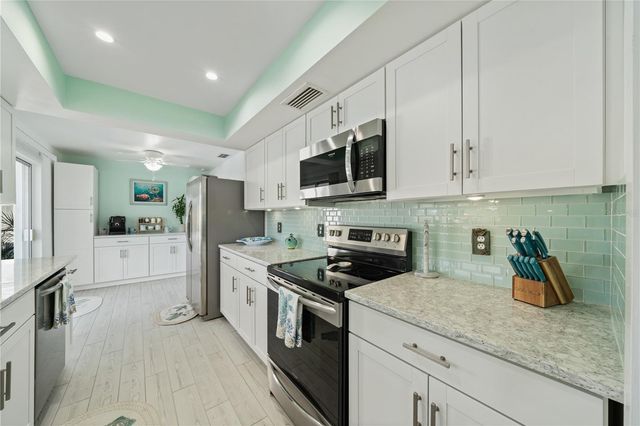 632 SHORE DRIVE, Largo, FL 33771