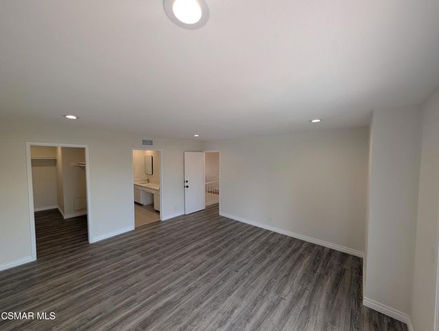 6307 Chimineas Avenue, Tarzana, CA 91335