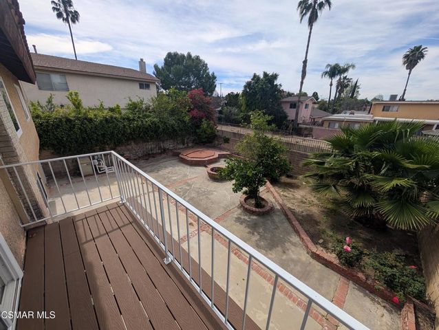 6307 Chimineas Avenue, Tarzana, CA 91335