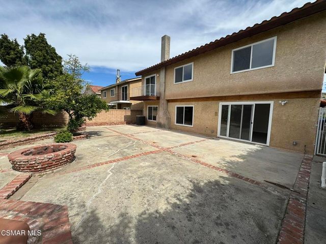 6307 Chimineas Avenue, Tarzana, CA 91335