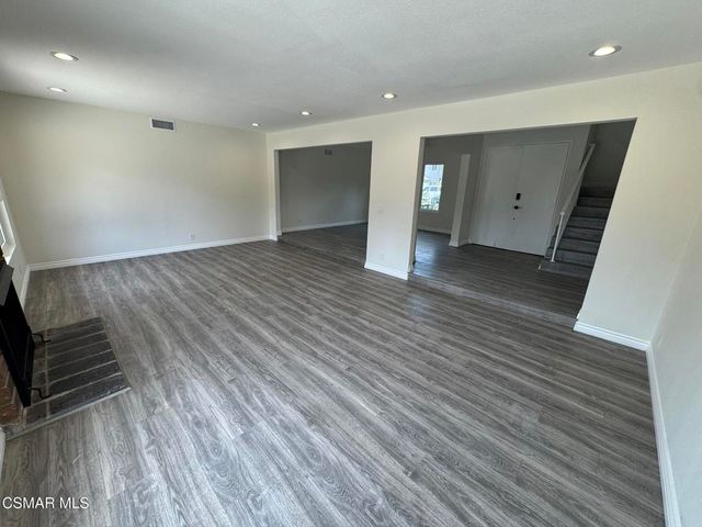 6307 Chimineas Avenue, Tarzana, CA 91335