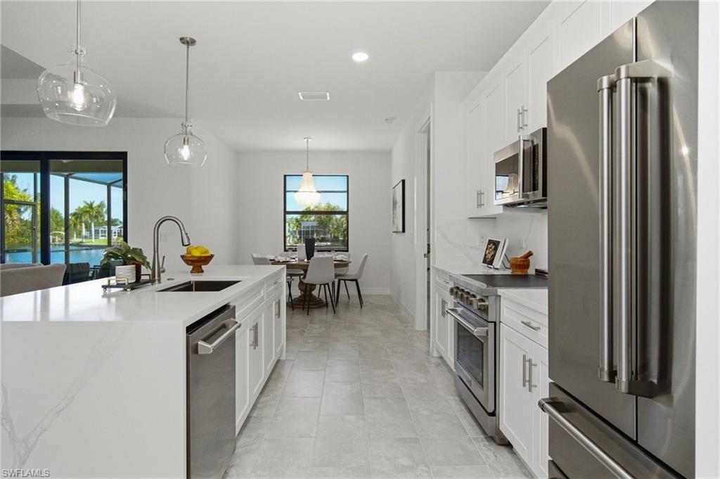 Image 14 of property listing at 3229 21st TER, Cape Coral, FL 33993