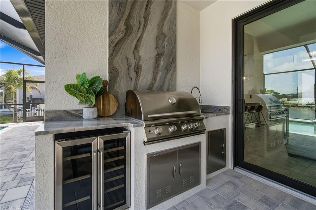 Image 6 of property listing at 3229 21st TER, Cape Coral, FL 33993