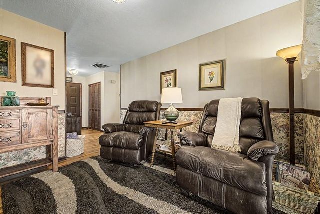 1194 39th Lane, Pueblo, CO 81006