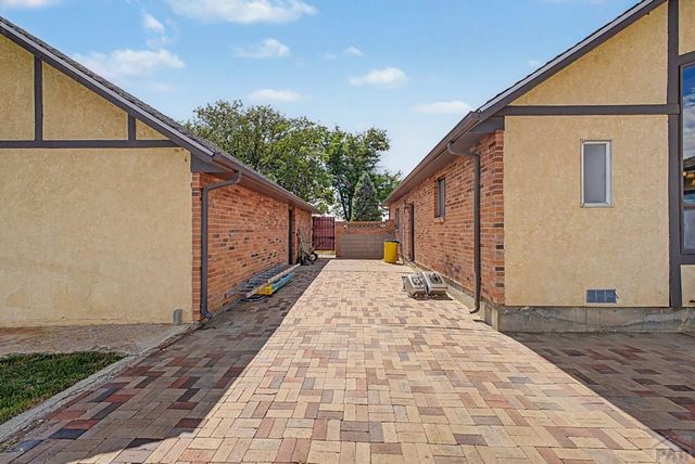 1194 39th Lane, Pueblo, CO 81006