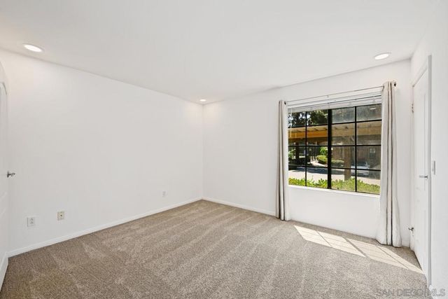 12047 Alta Carmel Ct 189, San Diego, CA 92128