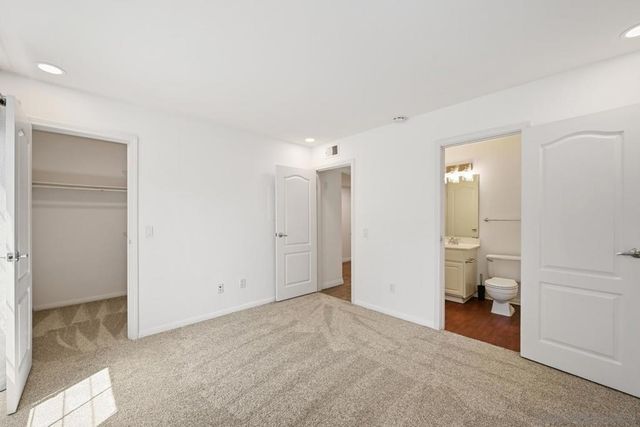 12047 Alta Carmel Ct 189, San Diego, CA 92128