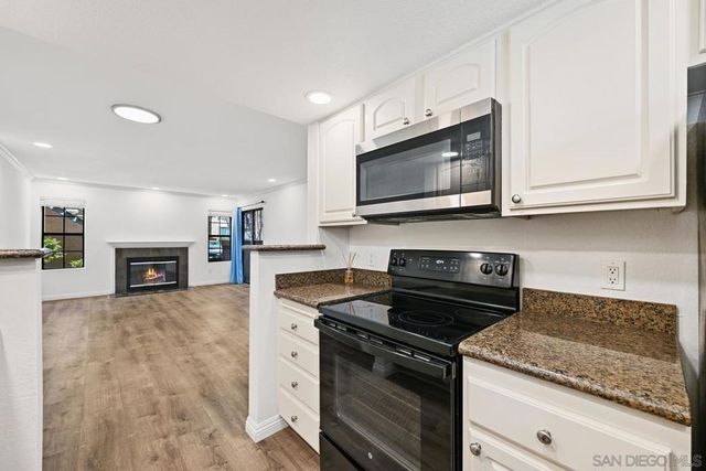 12047 Alta Carmel Ct 189, San Diego, CA 92128