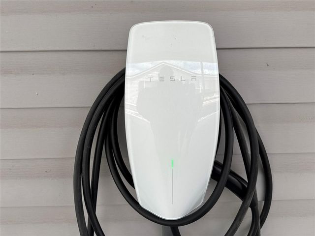 8536 FANTASIA PARK WAY, Riverview, FL 33578