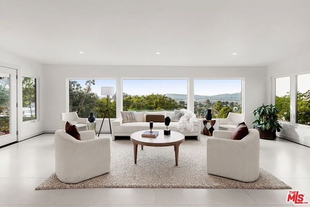 3345 Wonder View Drive, Los Angeles, CA 90068