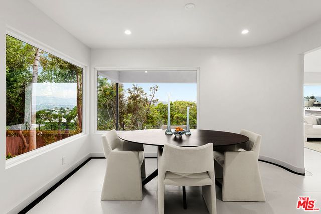 3345 Wonder View Drive, Los Angeles, CA 90068