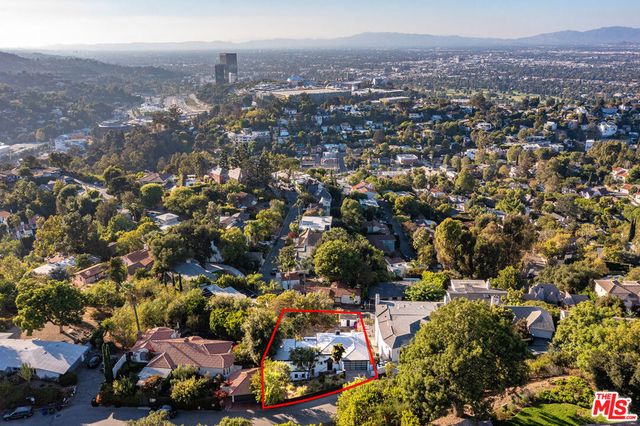 3345 Wonder View Drive, Los Angeles, CA 90068