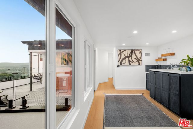 3345 Wonder View Drive, Los Angeles, CA 90068