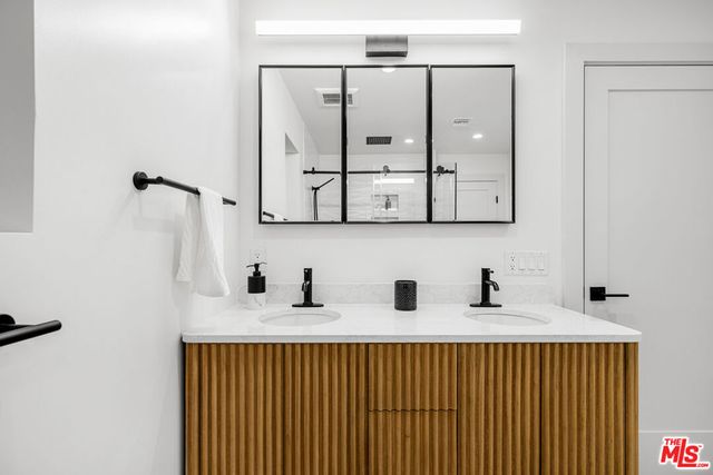 3345 Wonder View Drive, Los Angeles, CA 90068