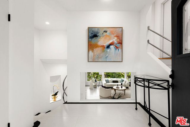 3345 Wonder View Drive, Los Angeles, CA 90068