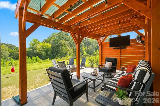 1533 Cedar Tree Drive, Belmont, NC 28012
