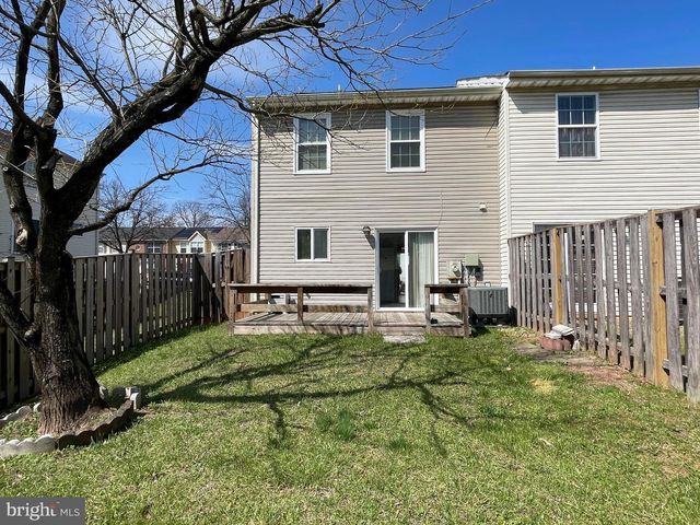 1627 WILLOWWOOD, Landover, MD 20785