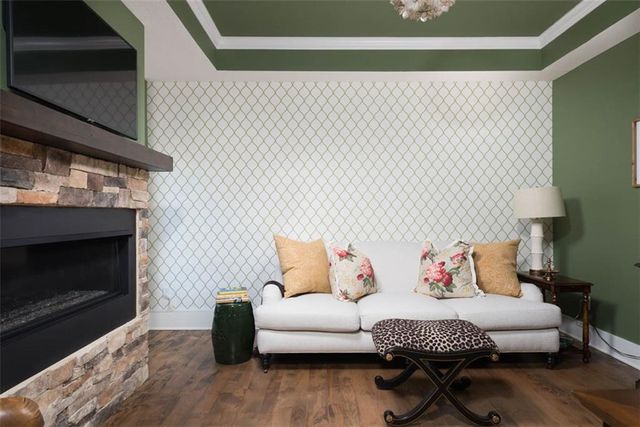 16132 Monrovia Street, Overland Park, KS 66221