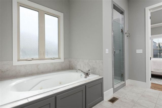 16132 Monrovia Street, Overland Park, KS 66221