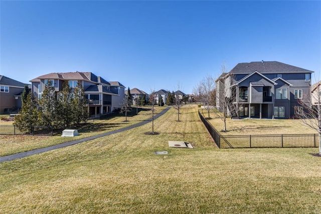 16132 Monrovia Street, Overland Park, KS 66221