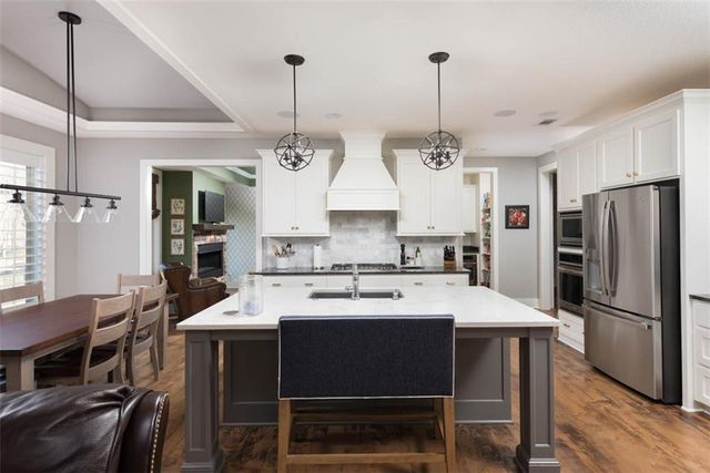 16132 Monrovia Street, Overland Park, KS 66221