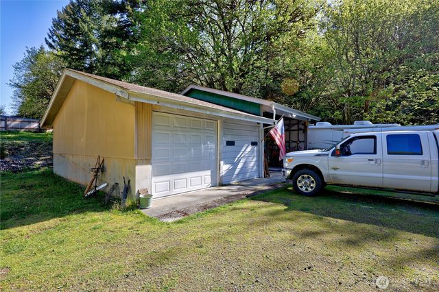 293515 US Highway 101, Quilcene, WA 98376