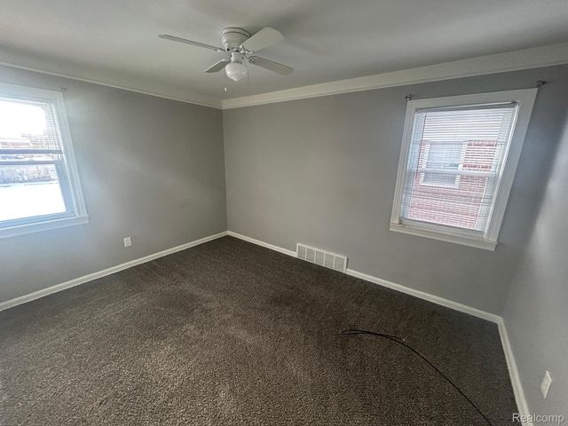 15545 Oconnor Avenue, Allen Park, MI 48101