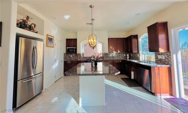 5865 Azzura Palms Avenue, Las Vegas, NV 89139