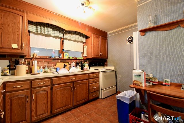 49 Robert Street, Hamden, CT 06514