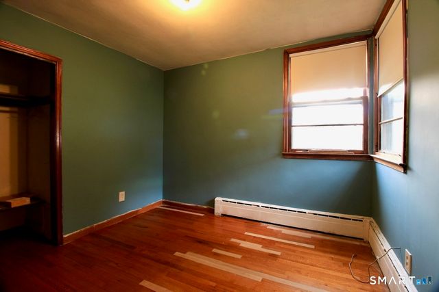 49 Robert Street, Hamden, CT 06514