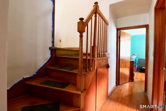 49 Robert Street, Hamden, CT 06514