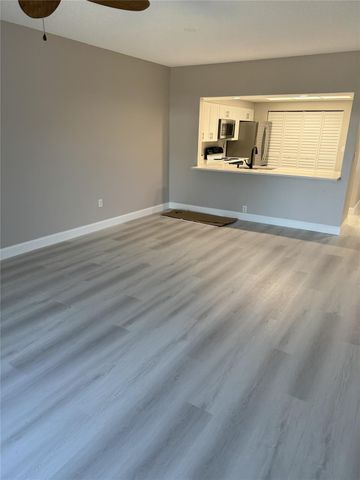 2731 NE 28th Court 3, Lighthouse Point, FL 33064