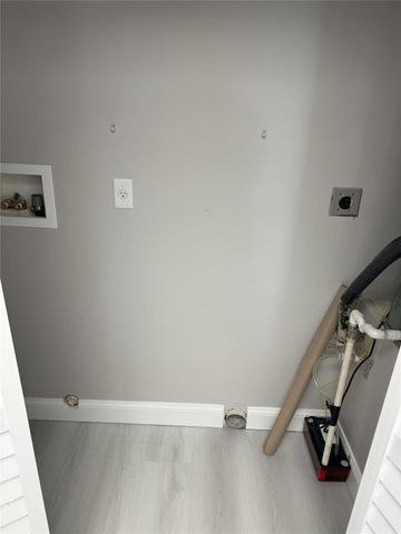 2731 NE 28th Court 3, Lighthouse Point, FL 33064