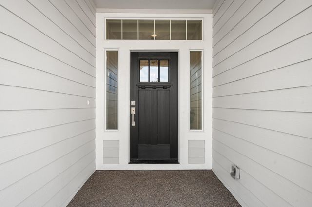 2820 Caldera Lane, Medford, OR 97504