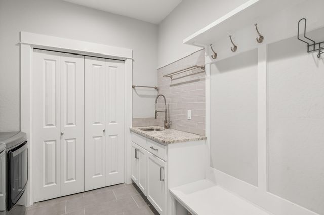 2820 Caldera Lane, Medford, OR 97504