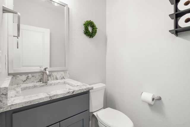 2820 Caldera Lane, Medford, OR 97504