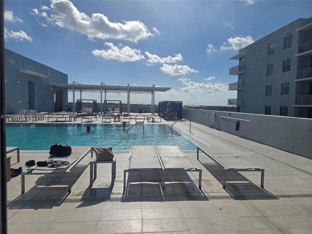 7875 NW 107th Avenue 605, Doral, FL 33178