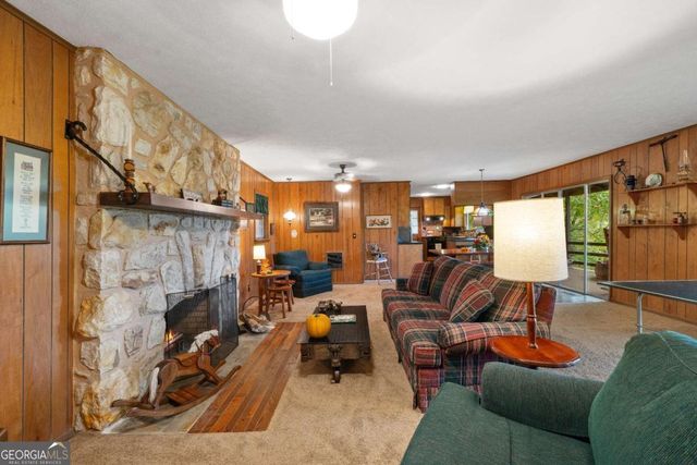 283 River Bend Lane, Blue Ridge, GA 30513