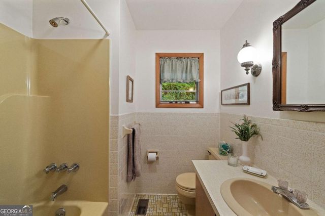 283 River Bend Lane, Blue Ridge, GA 30513