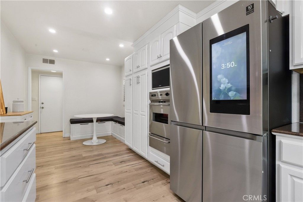 Image 12 of property listing at 2019 Havemeyer Lane A, Redondo Beach, CA 90278