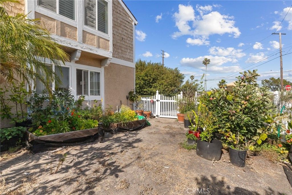 Image 29 of property listing at 2019 Havemeyer Lane A, Redondo Beach, CA 90278